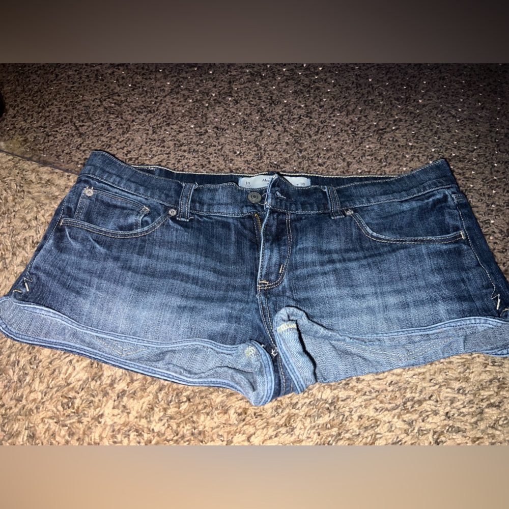 Abercrombie denim shorts size 10
